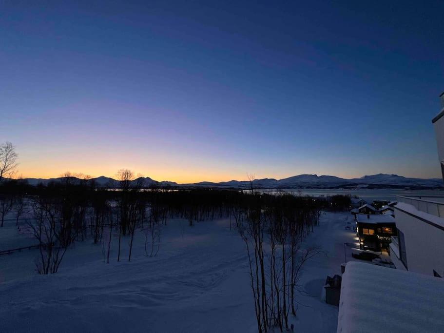 Ny Leilighet I Nytt Bygg I Naturskjonne Omgivelser! Tromsø Dış mekan fotoğraf