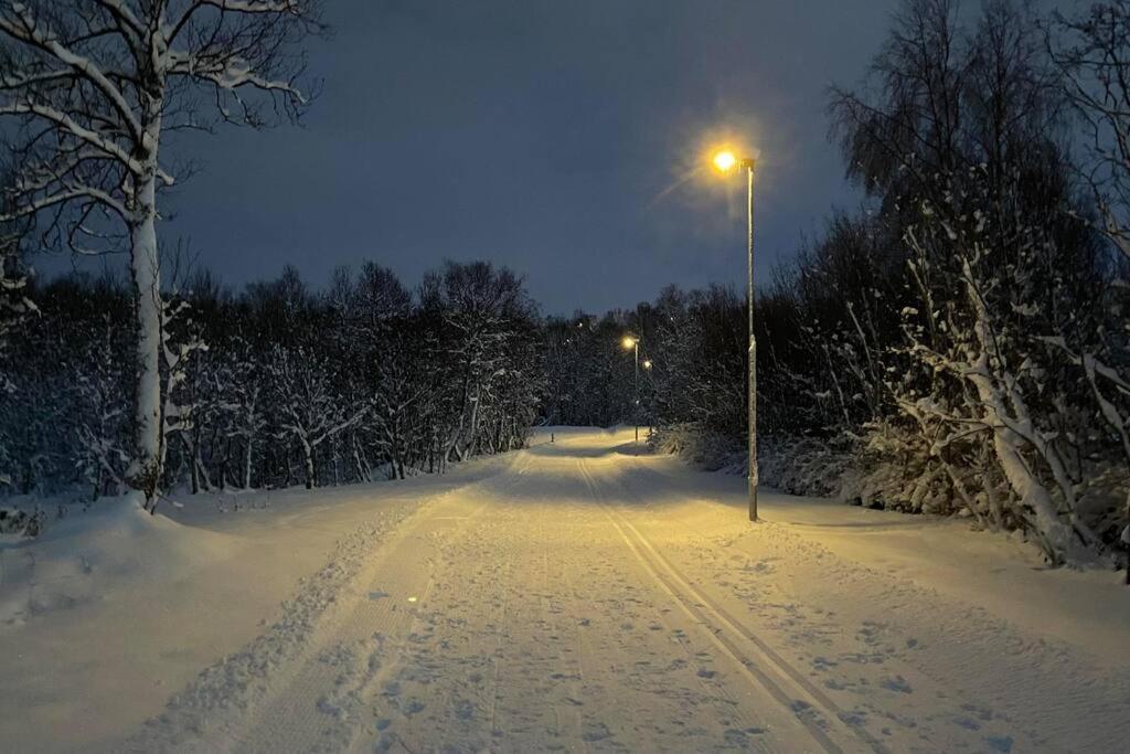 Ny Leilighet I Nytt Bygg I Naturskjonne Omgivelser! Tromsø Dış mekan fotoğraf